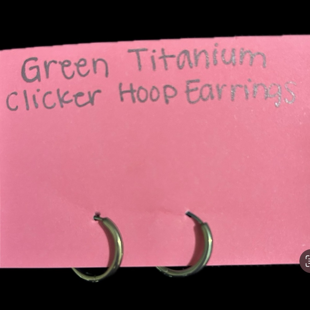 *NEW* Green Titanium Clicker Hoop Earrings